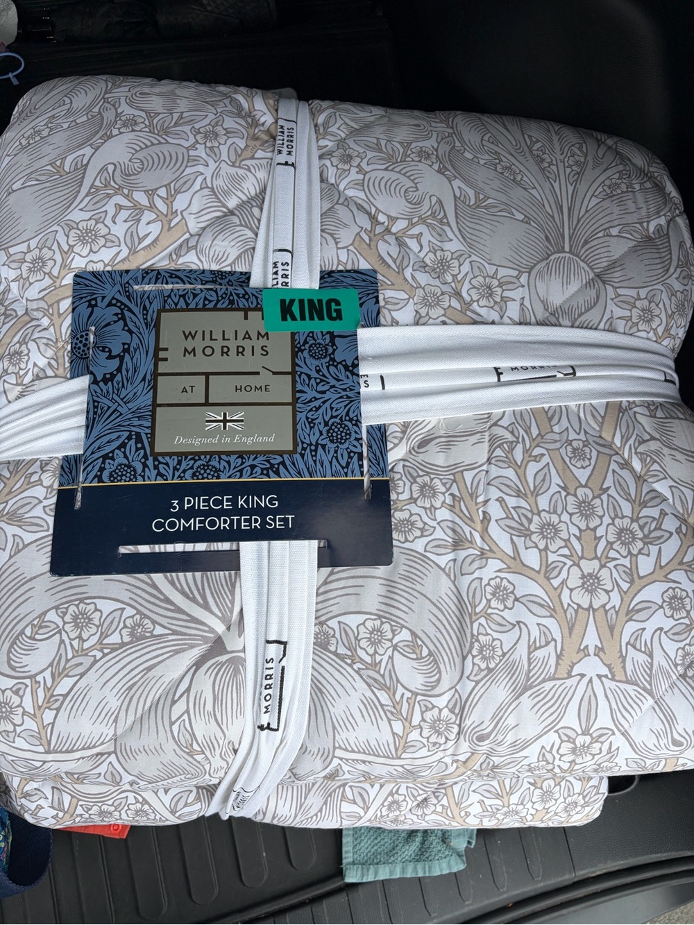 William Morris Spring Thicket Botanical Print King Comforter Set in Cream Floral